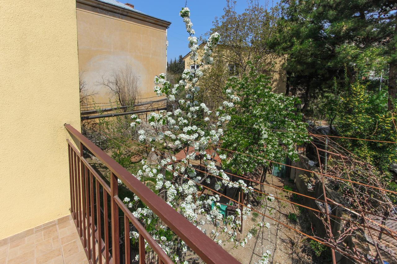 Apartment Gardens 44 Tbilisi Ngoại thất bức ảnh