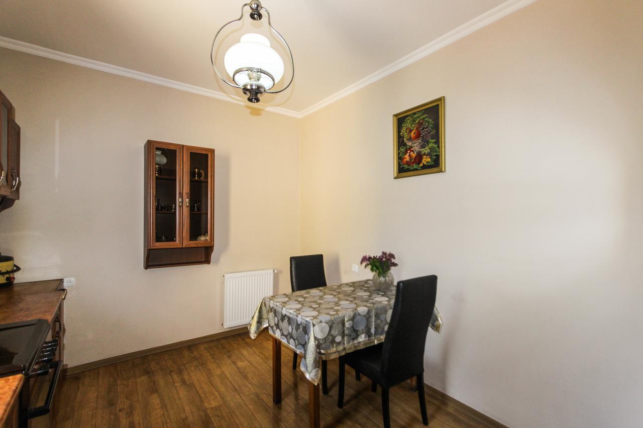 Apartment Gardens 44 Tbilisi Ngoại thất bức ảnh