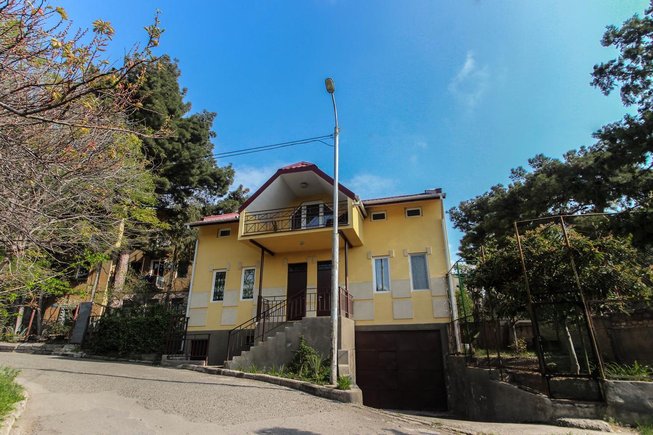 Apartment Gardens 44 Tbilisi Ngoại thất bức ảnh